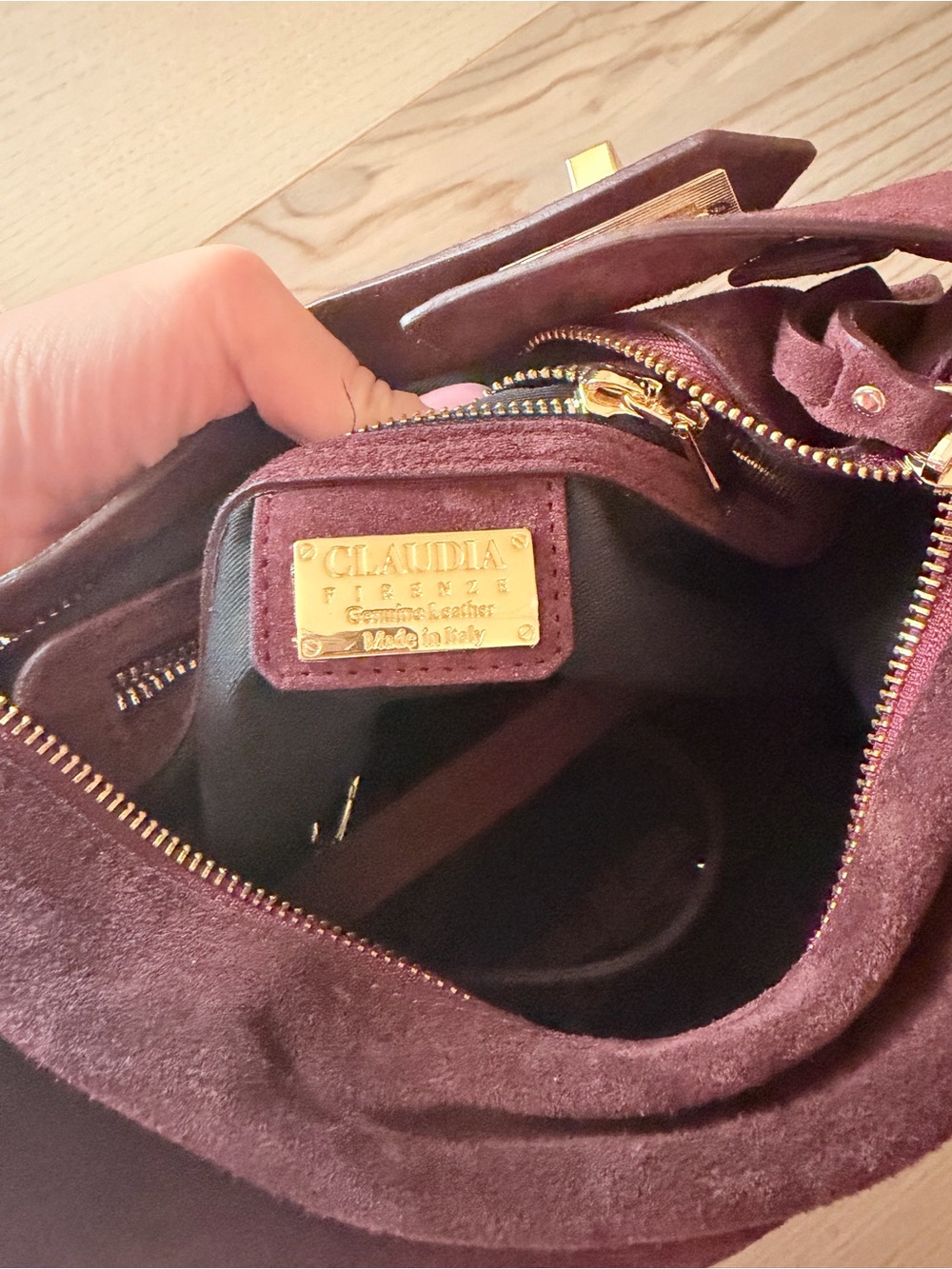 VIOLA CASTELLANI SMALL FOLDED HANDLE SATCHEL BURGUNDY SUEDE - Picture 6 of 13